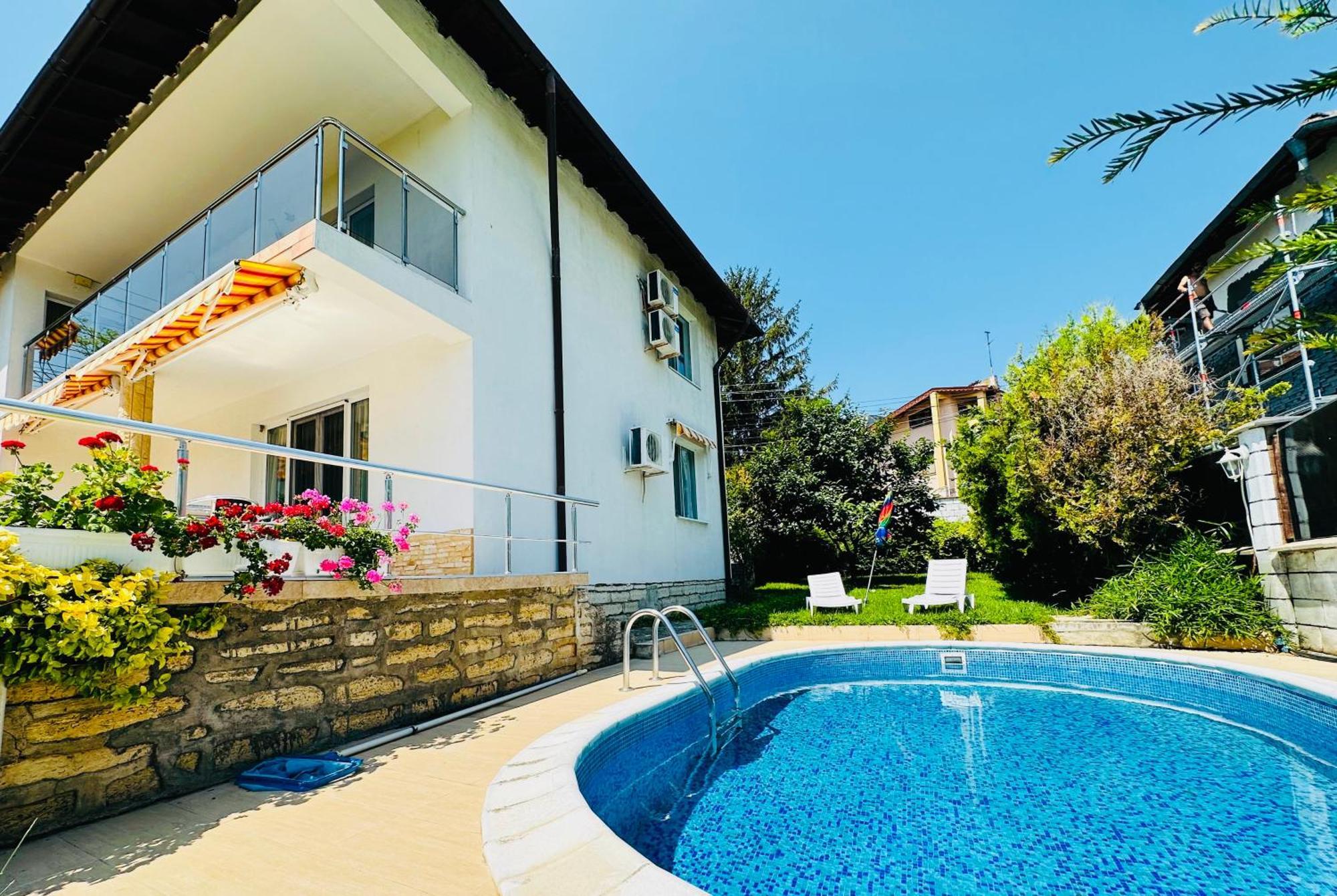 Villa Holiday Балчик Экстерьер фото